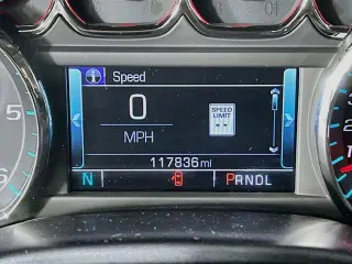 GMC Sierra 1500 2018 4x4 SLT 4dr Cabina de tripulación 5.8 ft. CB