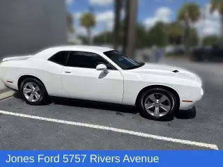Dodge Challenger 2022 SXT 2dr Coupe