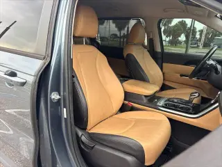 Kia Carnival 2022 EX 4p Minivan
