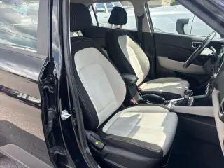 Hyundai VENUE 2025 SEL 4p Crucero