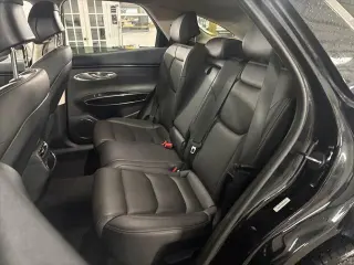 Genesis GV70 2025 AWD 2.5T Estándar 4p SUV