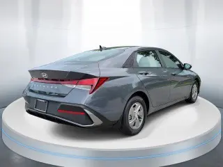 Hyundai ELANTRA 2026 SE 4dr Sedan
