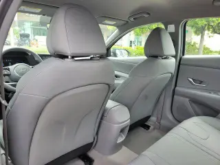 Hyundai ELANTRA 2026 SE 4dr Sedan