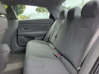 Hyundai ELANTRA 2026 SE 4dr Sedan