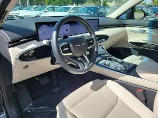 Genesis GV70 2026 AWD 2.5T Estándar 4p SUV