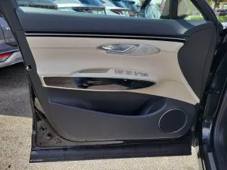 Genesis GV70 2026 AWD 2.5T Estándar 4p SUV
