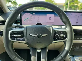 Genesis GV70 2026 AWD 2.5T Estándar 4p SUV