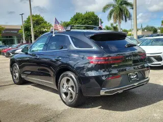Genesis GV70 2026 AWD 2.5T Estándar 4p SUV