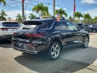 Genesis GV70 2026 AWD 2.5T Estándar 4p SUV