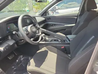Hyundai ELANTRA 2026 SEL Sport 4dr Sedán