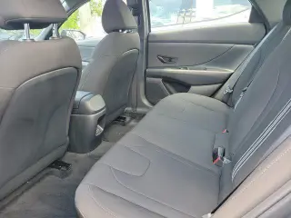 Hyundai ELANTRA 2026 SEL Sport 4dr Sedán