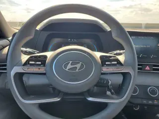 Hyundai ELANTRA 2026 SE 4dr Sedán