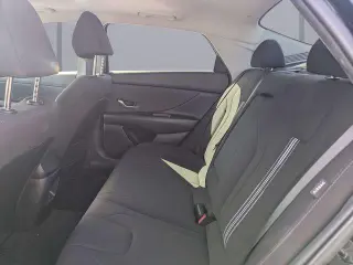 Hyundai ELANTRA 2024 SEL 4p Sedana