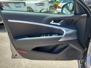 Genesis G70 2026 2.5T Estándar 4p Sedan