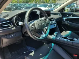 Genesis G70 2026 2.5T Estándar 4p Sedan
