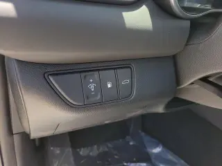 Genesis G70 2026 2.5T Estándar 4p Sedan