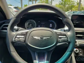 Genesis G70 2026 2.5T Estándar 4p Sedan