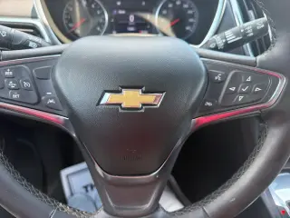 Chevrolet Equinox 2024 LT SUV de 4 puertas con paquete 1LT