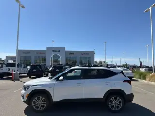 Kia Seltos 2021 AWD S 4dr SUV