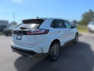 Ford Edge 2022 AWD Titanium 4dr Crossover
