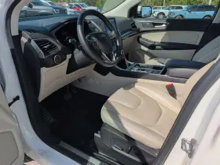 Ford Edge 2022 AWD Titanium 4dr Crossover