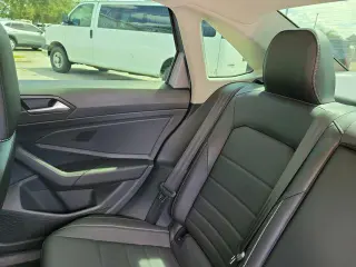 Volkswagen Jetta 2023 SE 4p Sedan