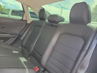 Volkswagen Jetta 2023 SE 4p Sedan