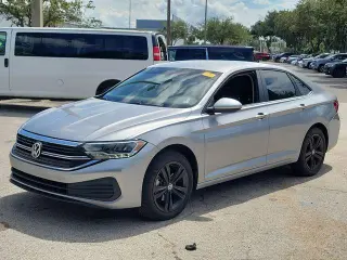 Volkswagen Jetta 2023 SE 4p Sedan
