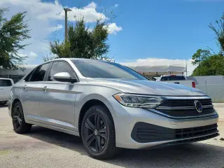 Volkswagen Jetta 2023 SE 4p Sedan