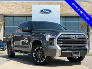 Toyota Tundra 2022 4x4 Limited 4dr CrewMax Cab Pickup SB