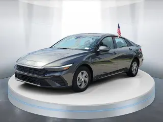 Hyundai ELANTRA 2026 SE 4dr Sedan