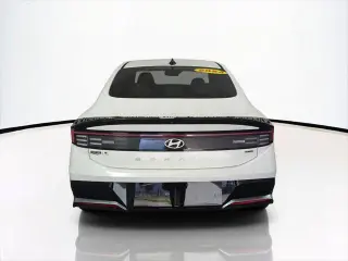 Hyundai SONATA Híbrido 2024 SEL 4p Sedan