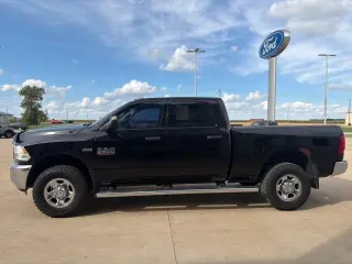 Ram 2500 2013 4x4 Tradesman 4p. Cabina Extendida 6,3 pies S. Pickup