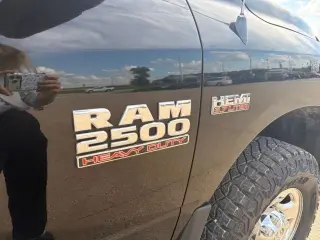 Ram 2500 2013 4x4 Tradesman 4p. Cabina Extendida 6,3 pies S. Pickup