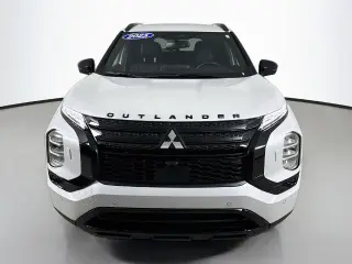 Mitsubishi Outlander PHEV 2025 AWD SEL Edición Negra 4p SUV