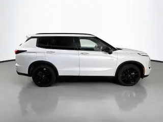 Mitsubishi Outlander PHEV 2025 AWD SEL Edición Negra 4p SUV