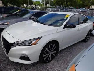 Nissan Altima 2022 TRÁNSITO 2.5 SR 4p Sedán