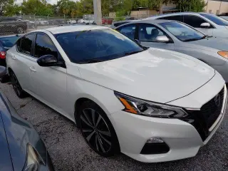 Nissan Altima 2022 TRÁNSITO 2.5 SR 4p Sedán