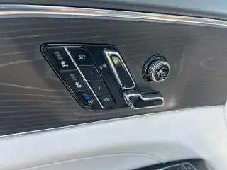 Cadillac LYRIQ 2024 AWD Sport 2 4dr SUV