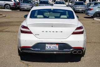 Genesis G70 2023 2.0T 4dr Sedán