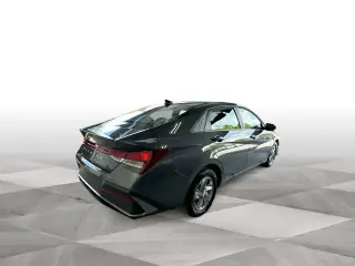 Hyundai ELANTRA 2026 SE 4p Sedan