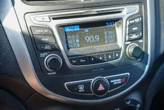 Hyundai ACCENT 2017 SE 4p Hatchback 6A