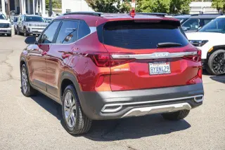 Kia Seltos 2022 S 4dr SUV