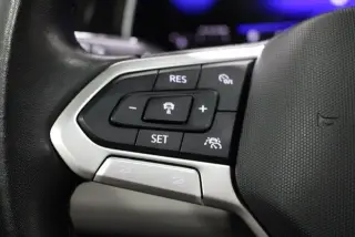 Volkswagen Jetta 2023 SE 4p Sedán