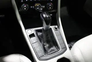 Volkswagen Jetta 2023 SE 4p Sedán