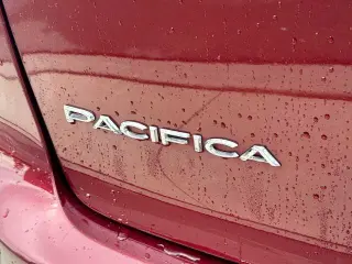 Chrysler Pacifica 2020 Limited 4dr Mini-Van