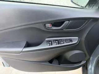 Hyundai KONA 2022 SEL 4dr Crossover