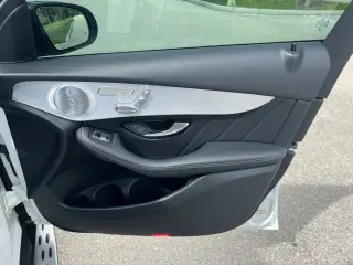 Mercedes-Benz GLC 2019 GLC 300 4dr SUV