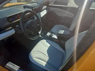 Ford Mustang Mach-E 2023 Premium 4dr SUV