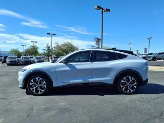 Ford Mustang Mach-E 2023 AWD Premium 4dr SUV